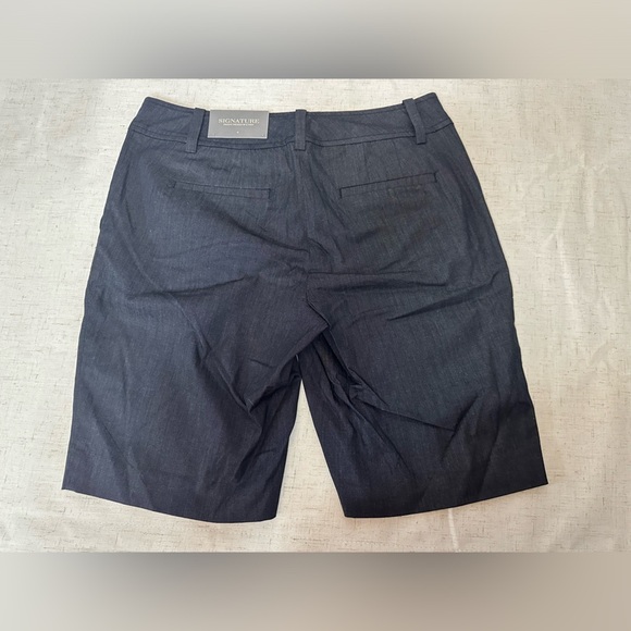 Ann Taylor Signature Shorts Womens Size 4 Dark Blue Lightweight Stretch Bermuda - Picture 4 of 7